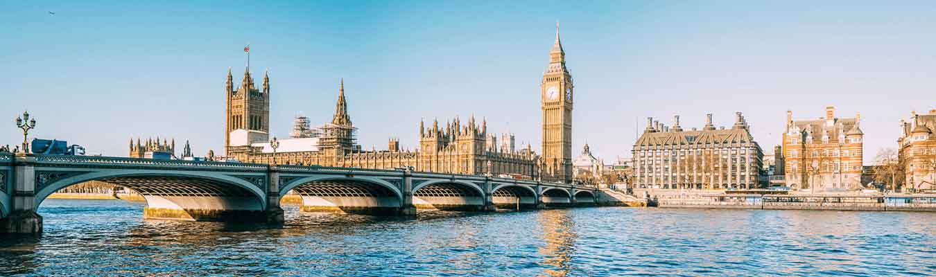 Cultural Adjustment: How to Thrive in a New Country